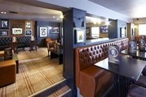 Готель St Davids Park Честер Екстер'єр фото